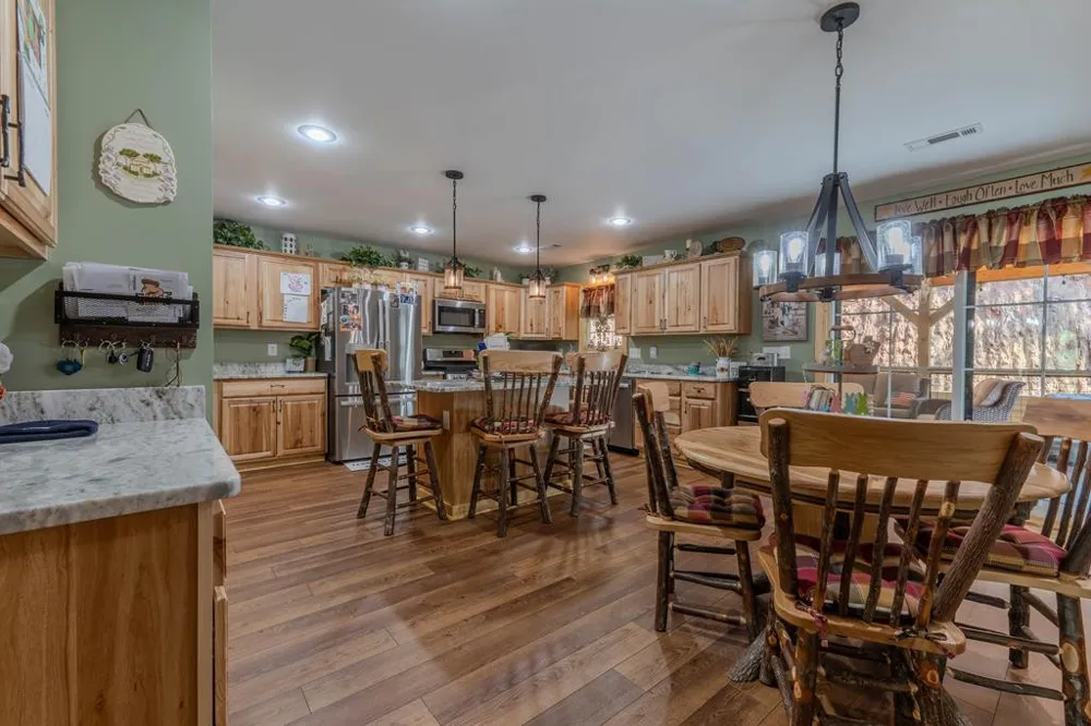190 Galloway Drive Hayesville, NC 28904