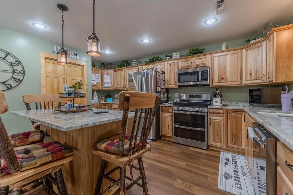 190 Galloway Drive Hayesville, NC 28904