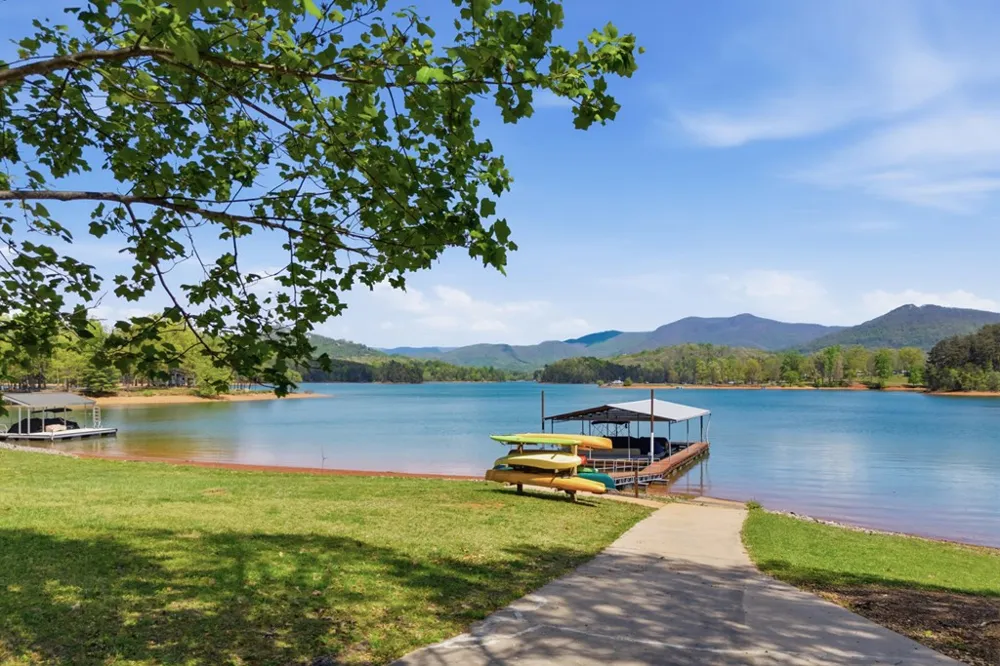 1526 Cedar View Lane Hiawassee, GA 30546