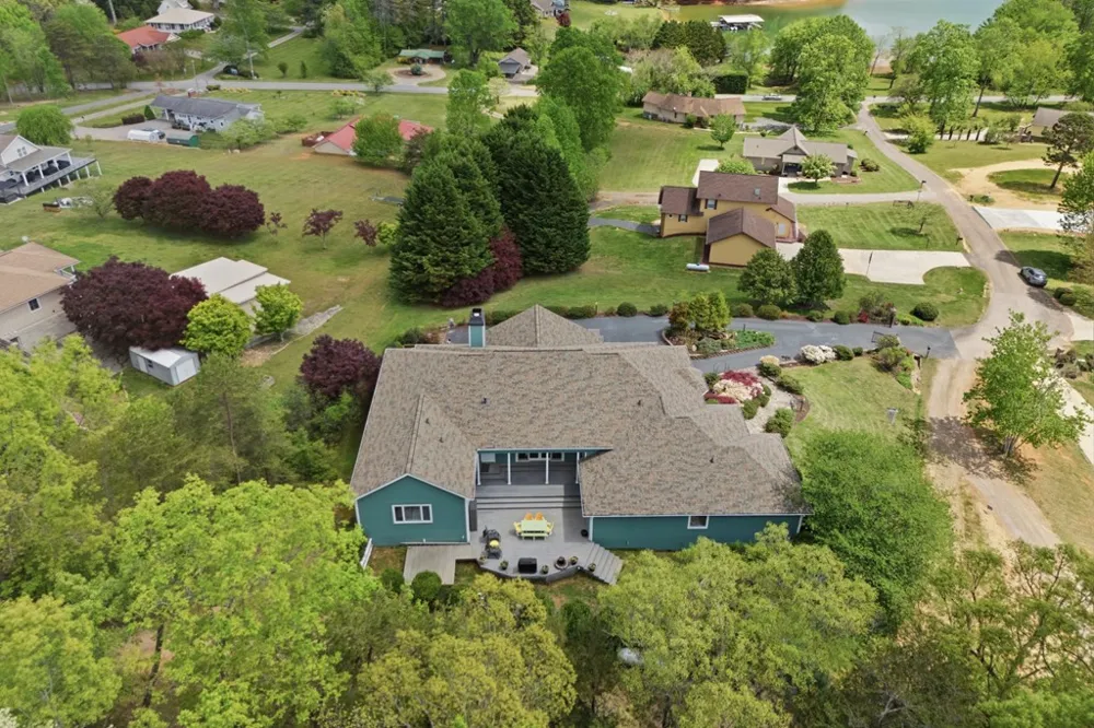 1526 Cedar View Lane Hiawassee, GA 30546