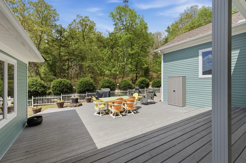 1526 Cedar View Lane Hiawassee, GA 30546