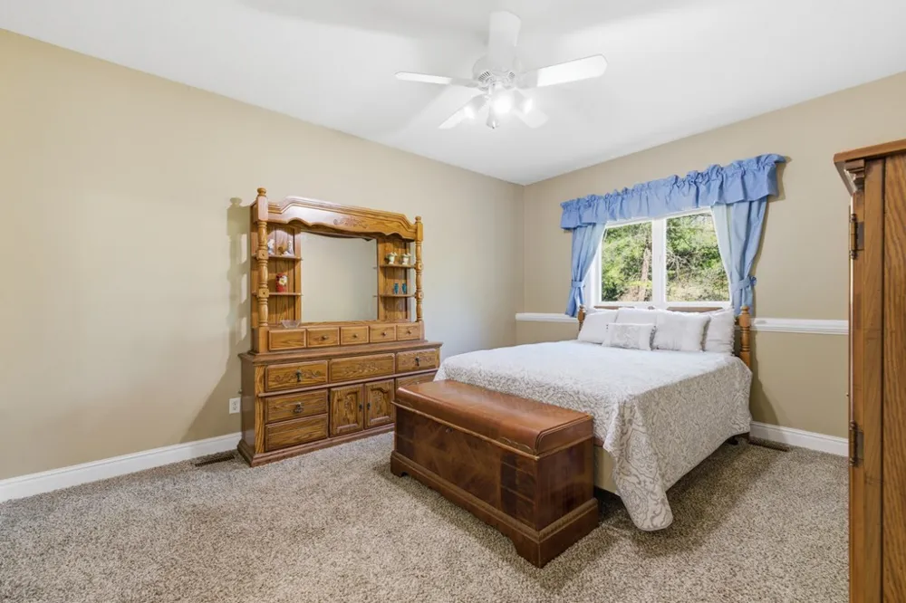 1526 Cedar View Lane Hiawassee, GA 30546