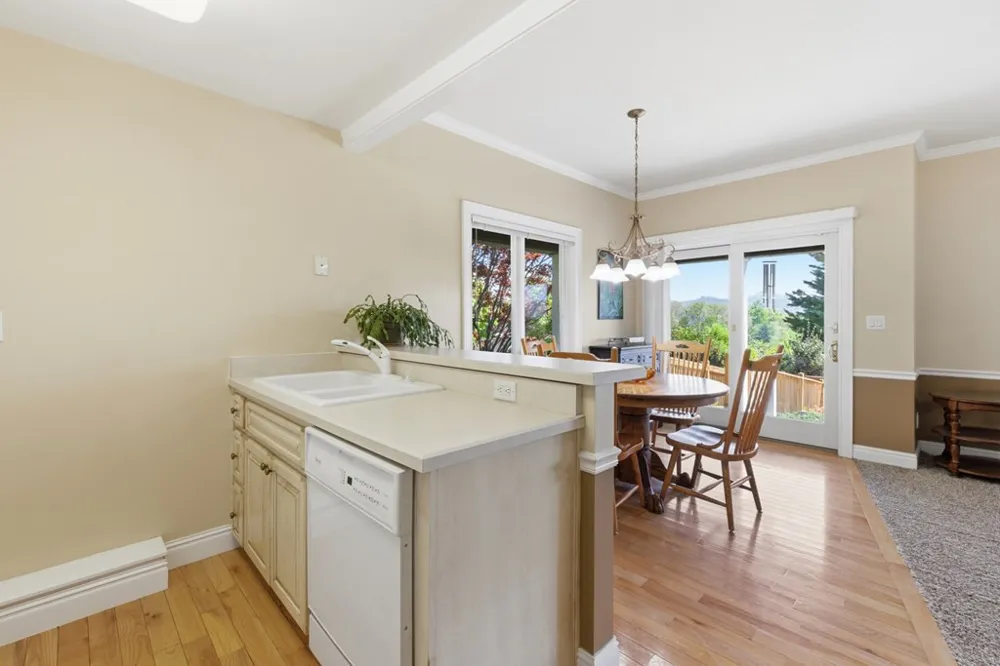 1526 Cedar View Lane Hiawassee, GA 30546
