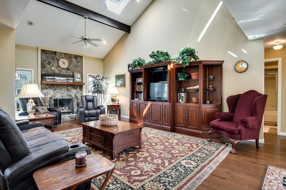 82 Avisco Road Robbinsville, NC 28771