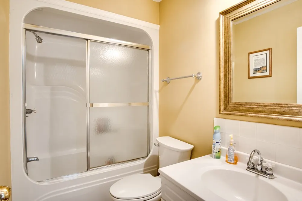 82 Avisco Road Robbinsville, NC 28771