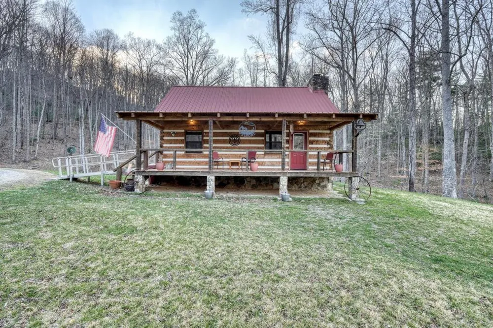 633 Timber Ridge Road Blairsville, GA 30512