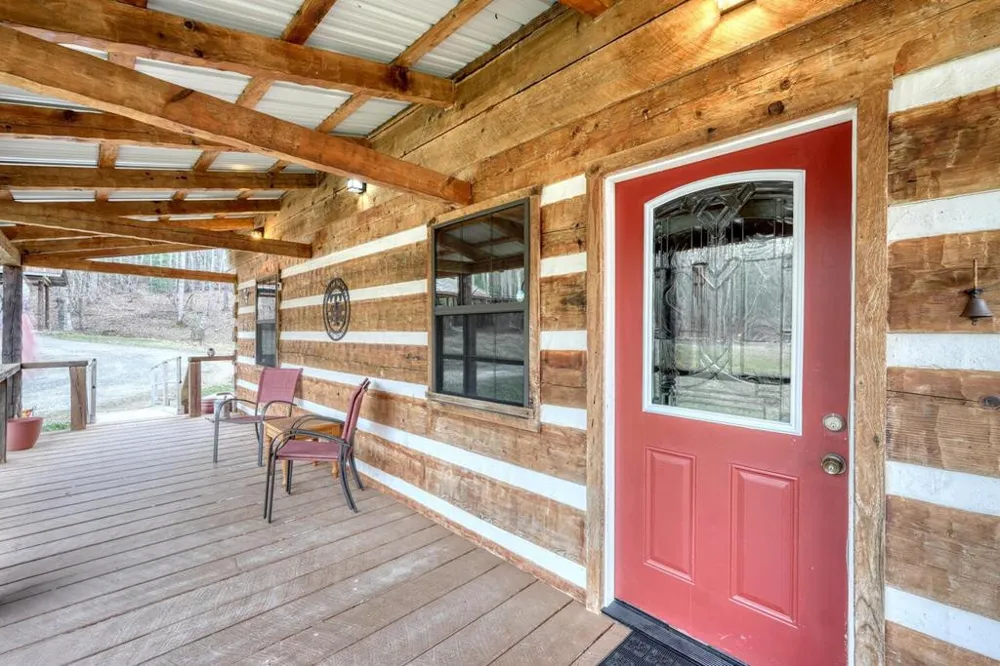 633 Timber Ridge Road Blairsville, GA 30512
