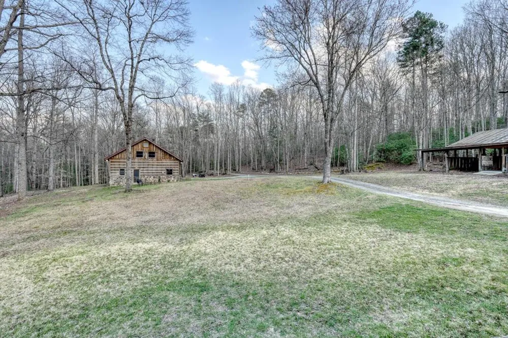 633 Timber Ridge Road Blairsville, GA 30512
