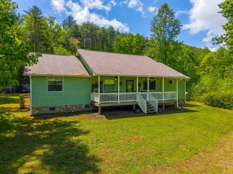 1364 Atoah Road