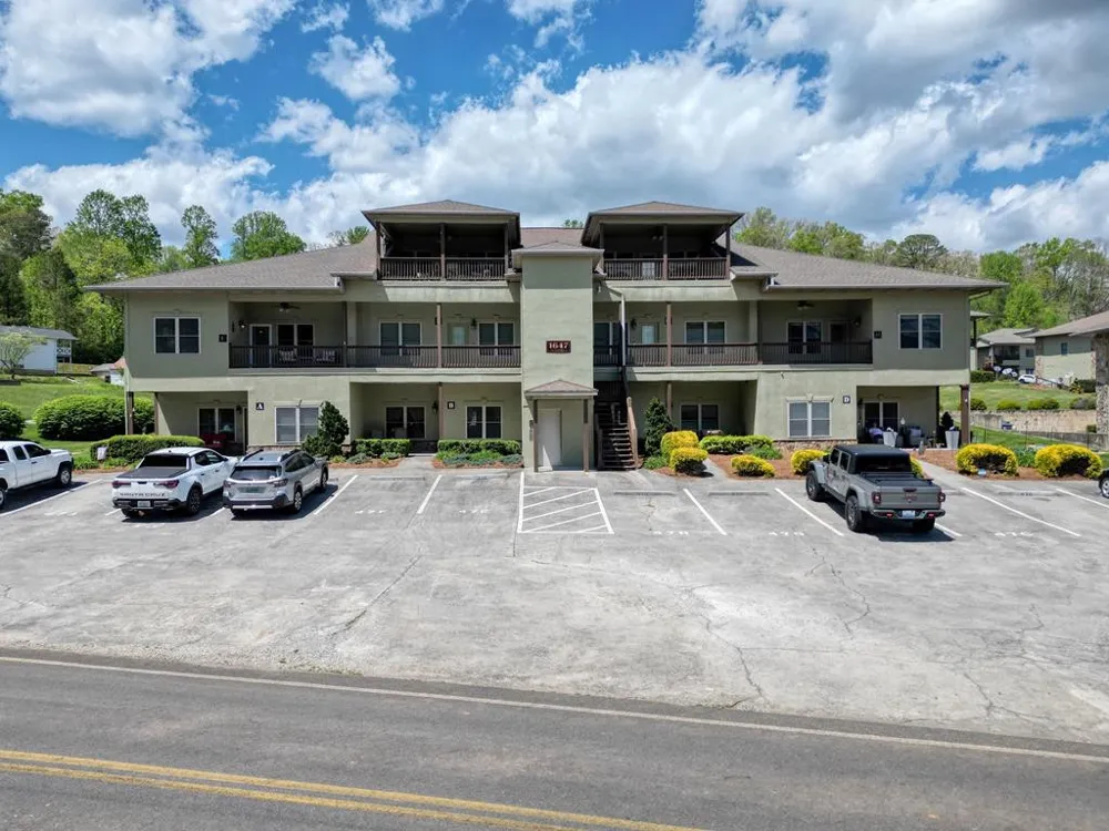 1647e Lakeview Drive Young Harris, GA 30582