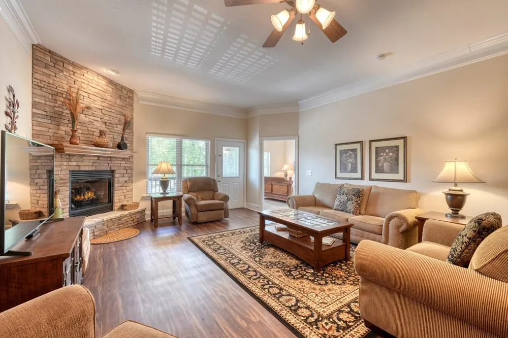 1647e Lakeview Drive Young Harris, GA 30582