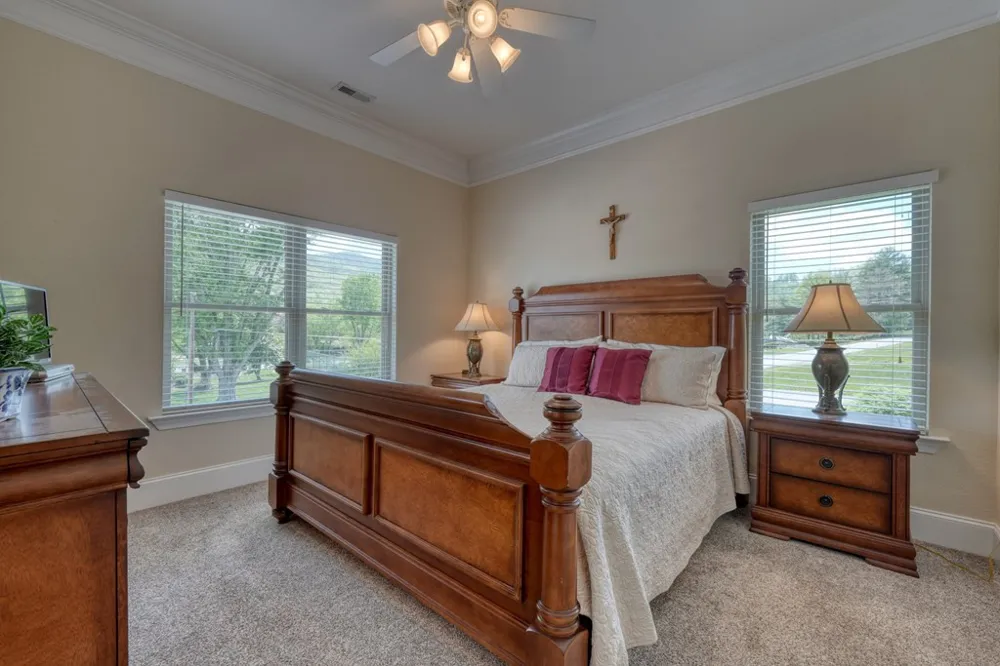 1647e Lakeview Drive Young Harris, GA 30582