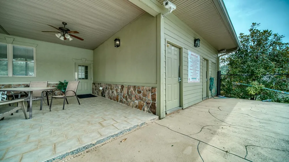 1647e Lakeview Drive Young Harris, GA 30582