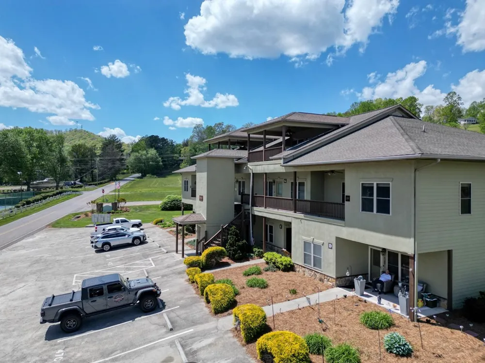 1647e Lakeview Drive Young Harris, GA 30582