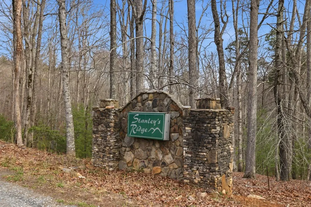 33 Stanley Ridge Drive Morganton, GA 30560