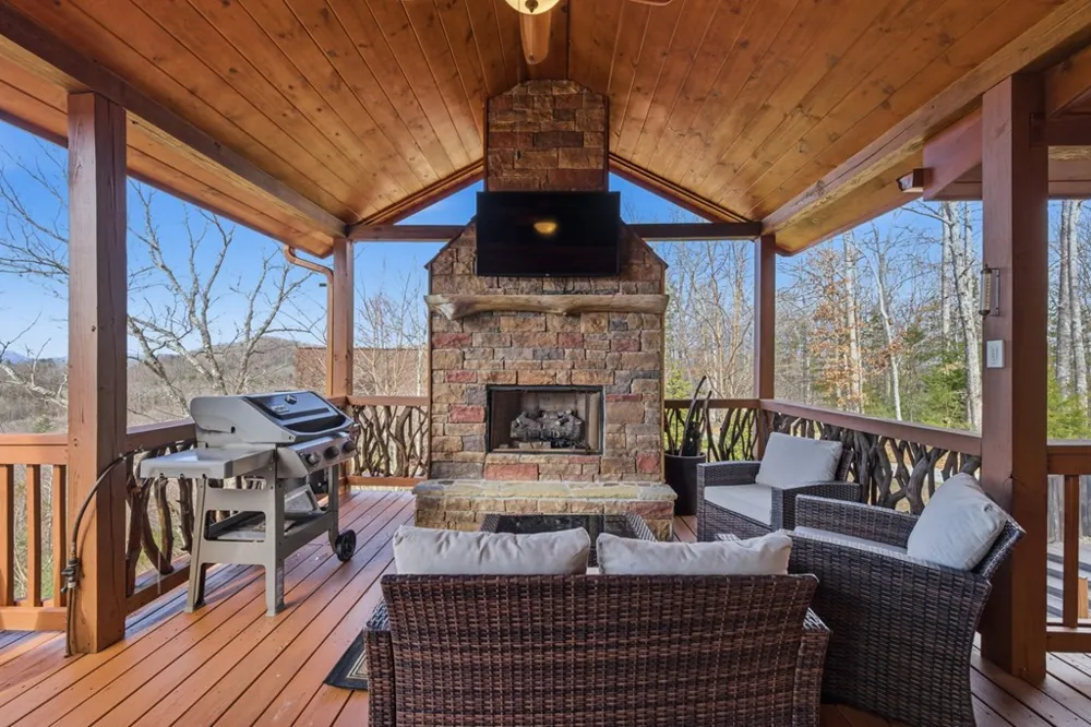 33 Stanley Ridge Drive Morganton, GA 30560
