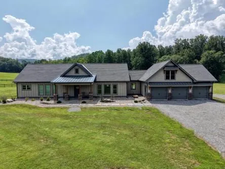 186 Rice Landing Court Hayesville, NC 28904
