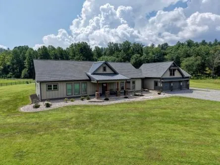186 Rice Landing Court Hayesville, NC 28904