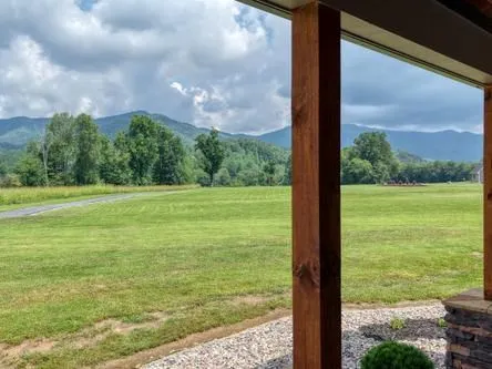 186 Rice Landing Court Hayesville, NC 28904