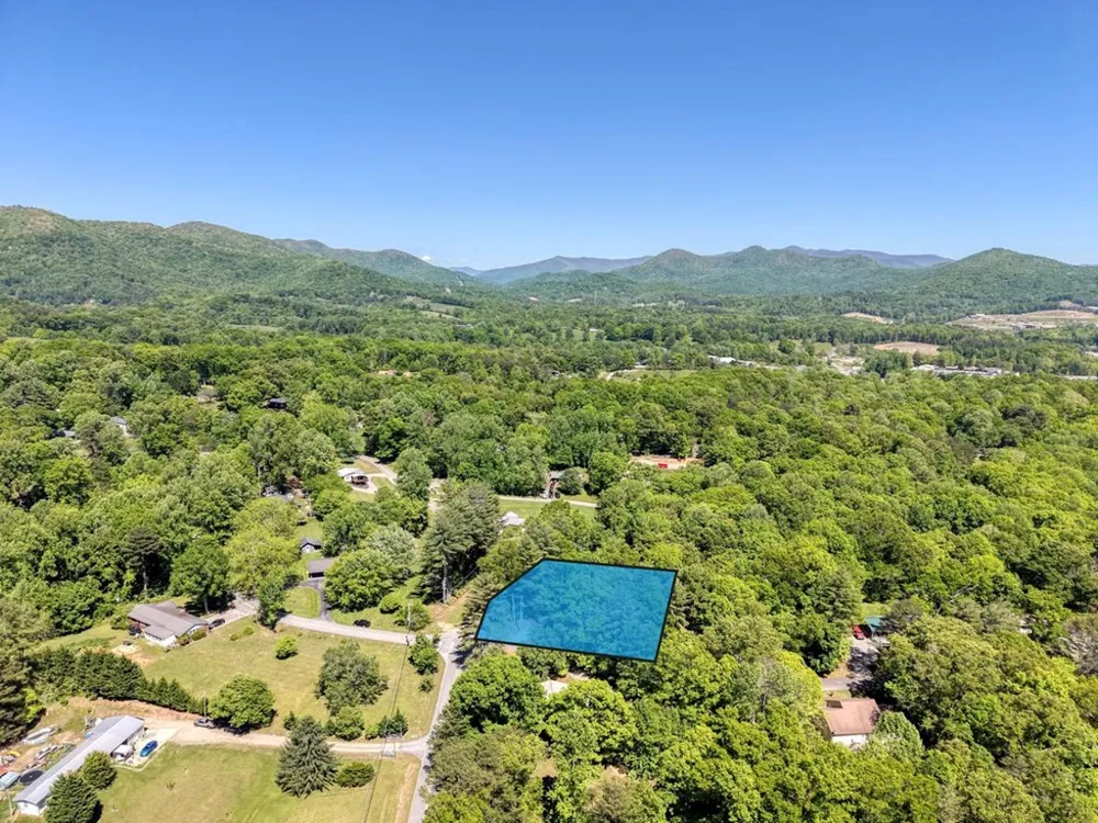 532 Sawmill Road Blairsville, GA 30512
