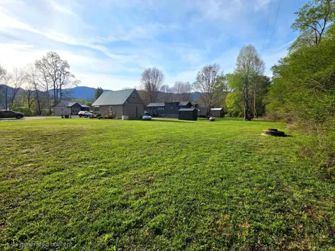 Lot 27 Lazy Bear Trail