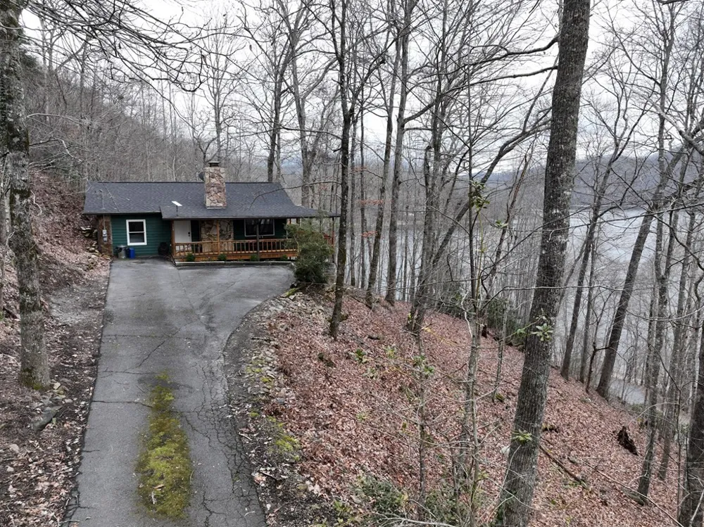 119 Rhododenron Topton, NC 28781