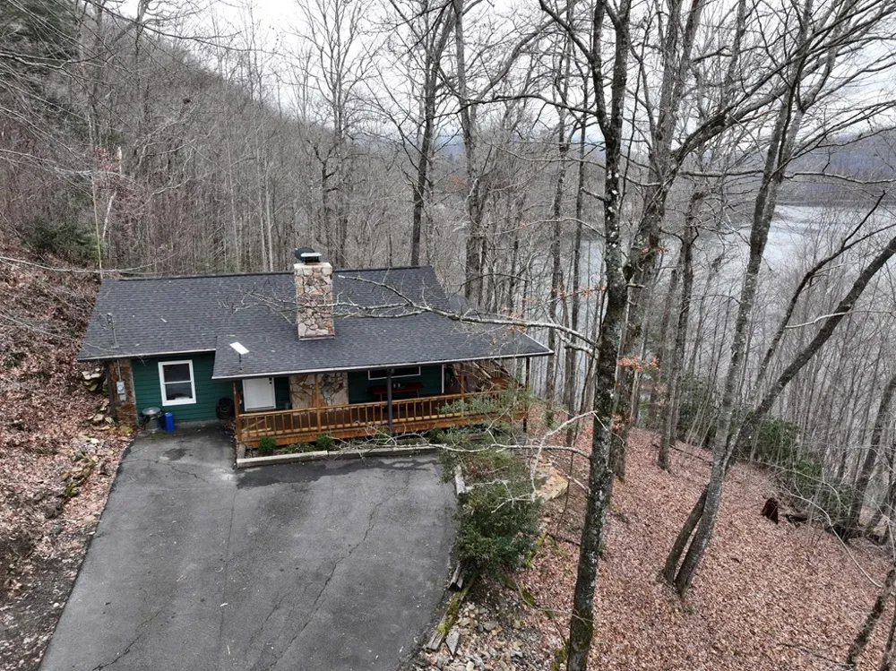 119 Rhododenron Topton, NC 28781