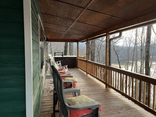 119 Rhododenron Topton, NC 28781