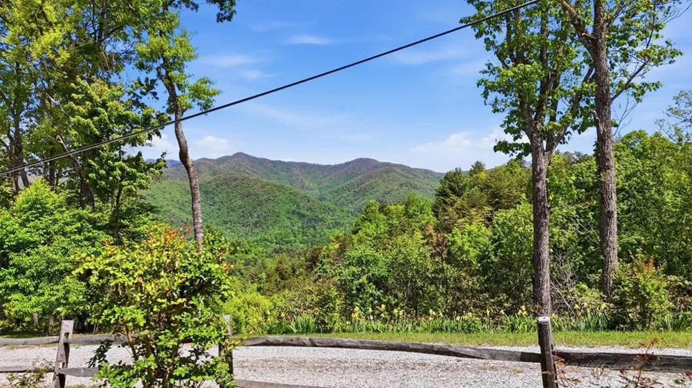 231 Ridge View Drive Andrews, NC 28901