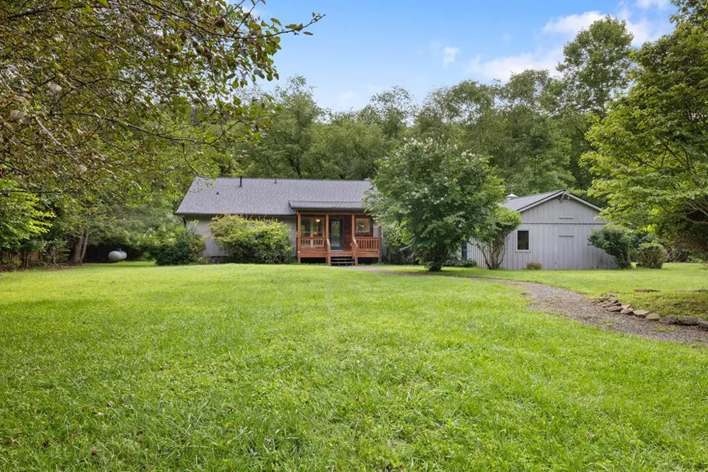 76 Misty River Lane Hayesville, NC 28904