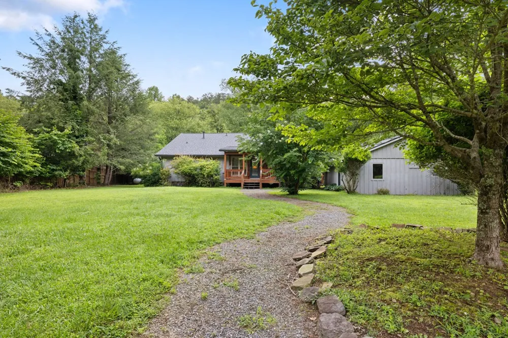 76 Misty River Lane Hayesville, NC 28904