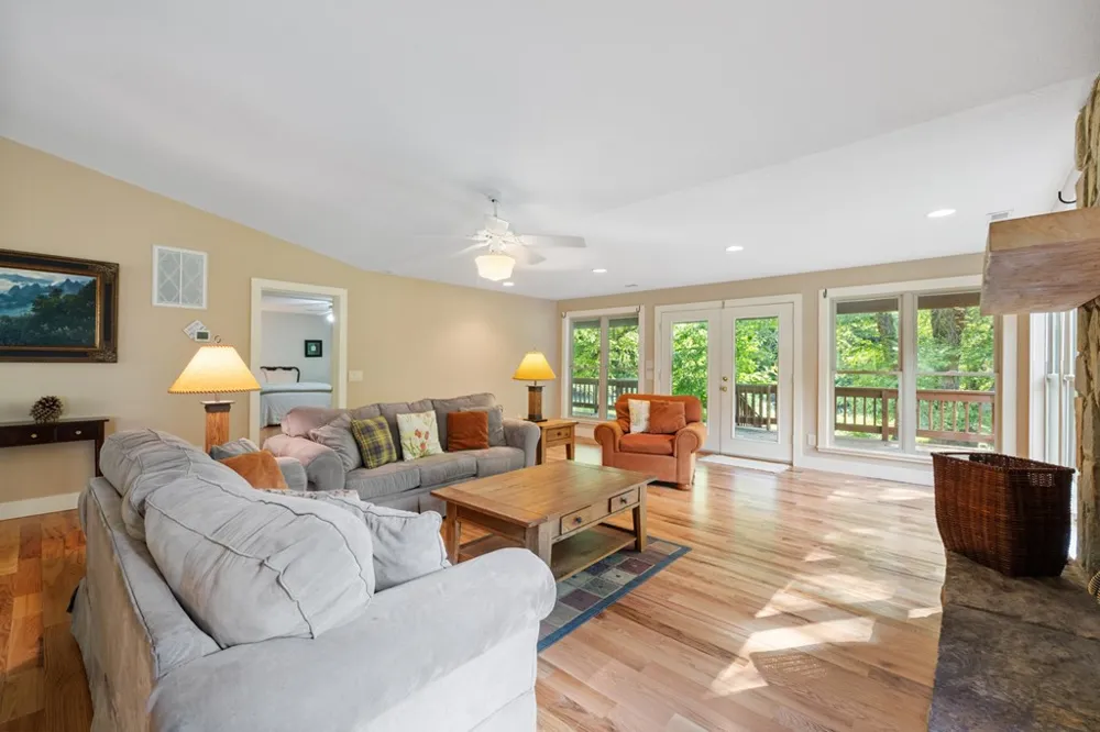 76 Misty River Lane Hayesville, NC 28904