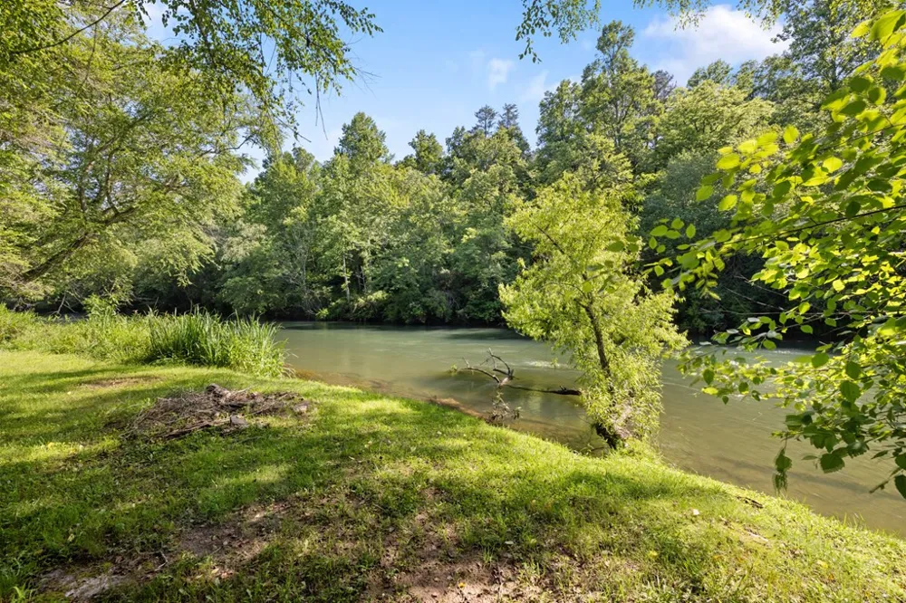 76 Misty River Lane Hayesville, NC 28904