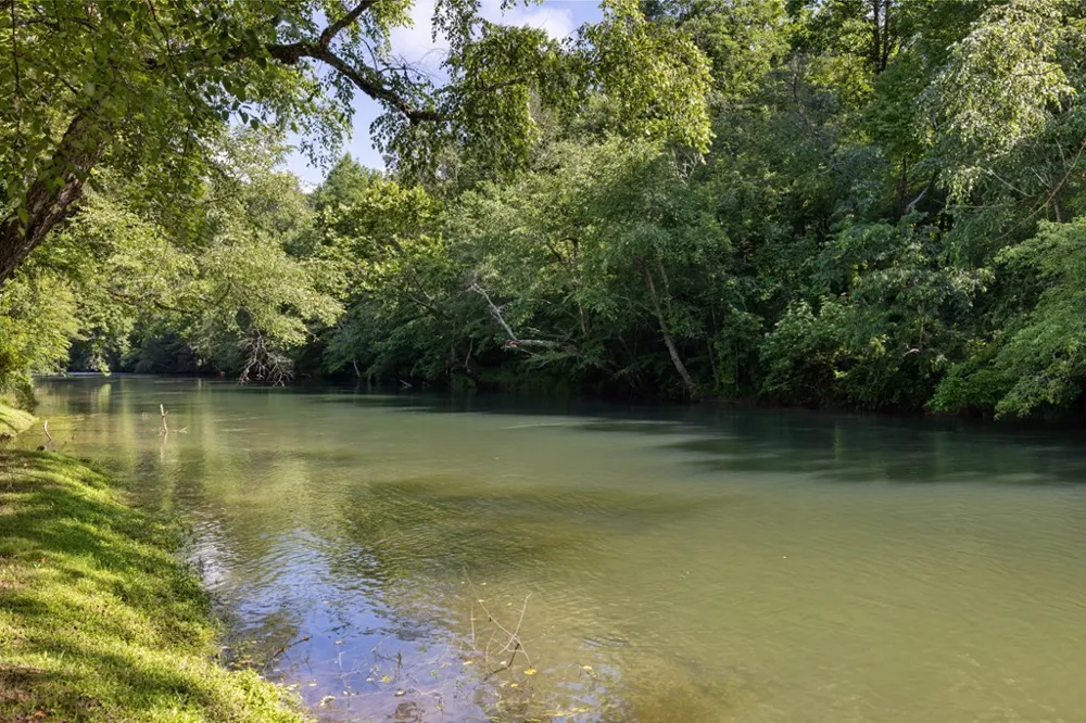76 Misty River Lane Hayesville, NC 28904
