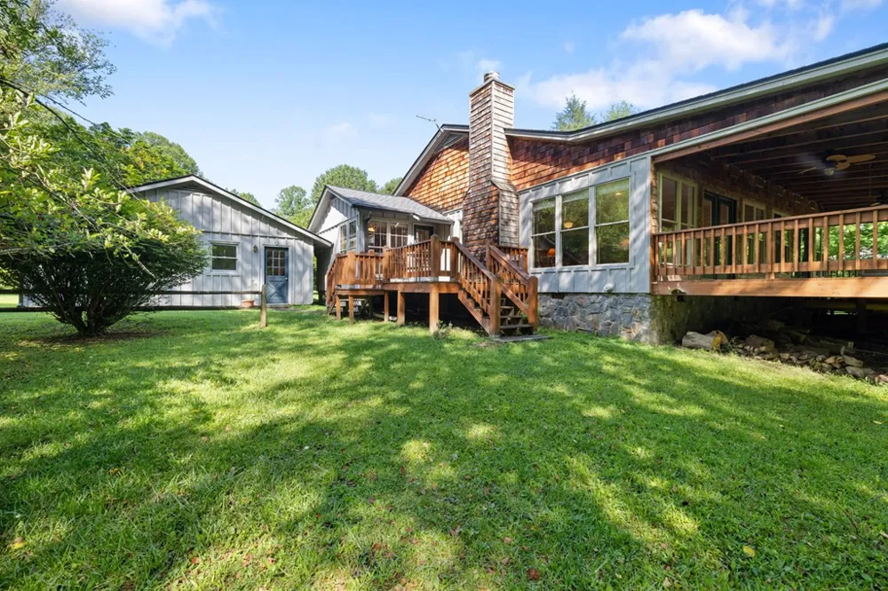 76 Misty River Lane Hayesville, NC 28904