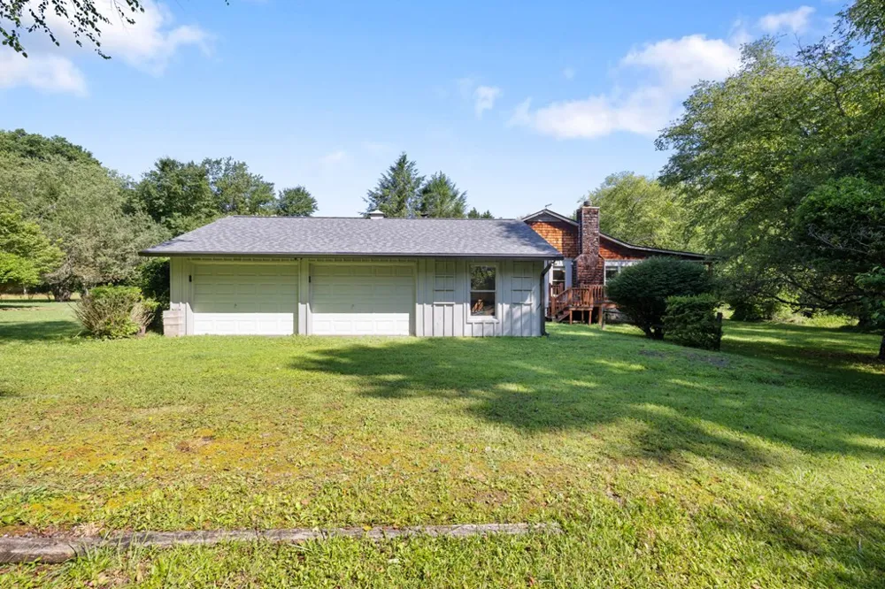 76 Misty River Lane Hayesville, NC 28904