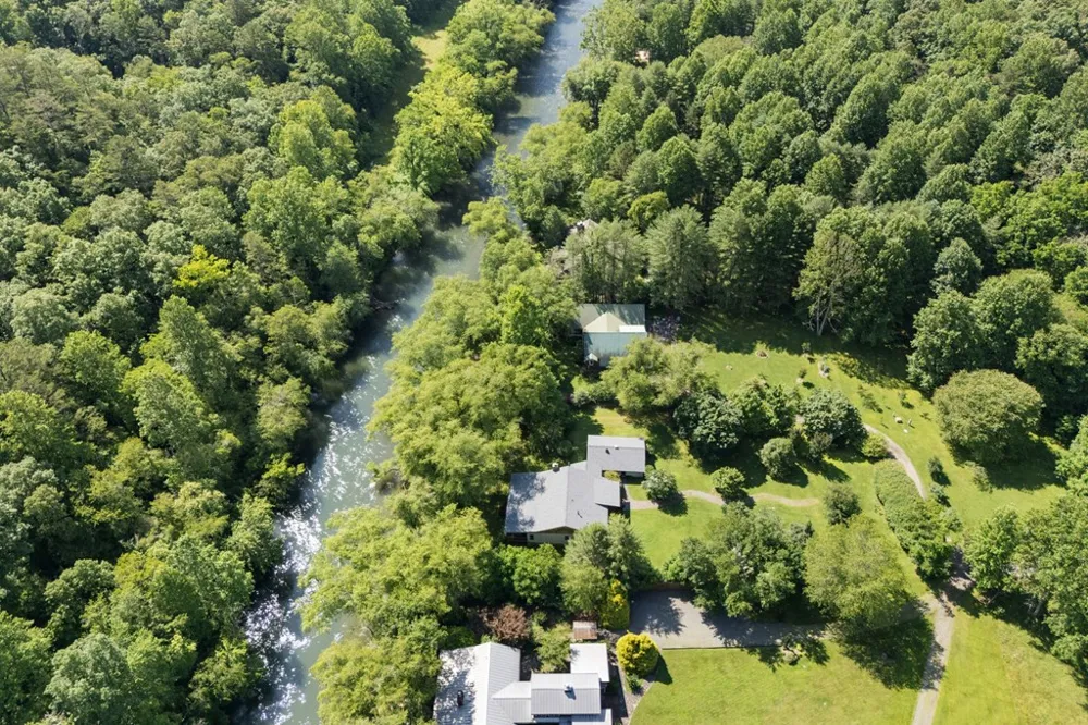 76 Misty River Lane Hayesville, NC 28904