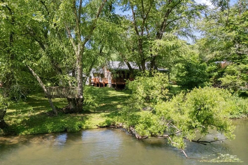 76 Misty River Lane Hayesville, NC 28904