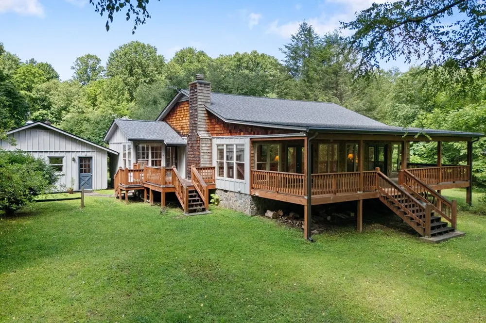 76 Misty River Lane Hayesville, NC 28904