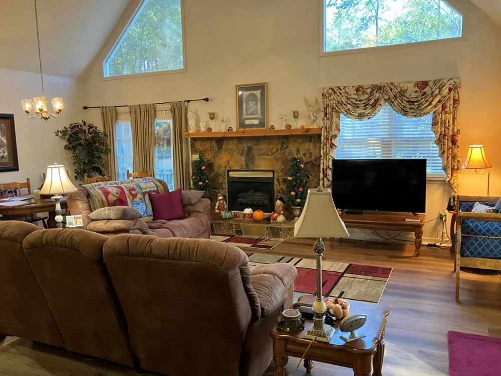 121 White Oak Drive Warne, NC 28909