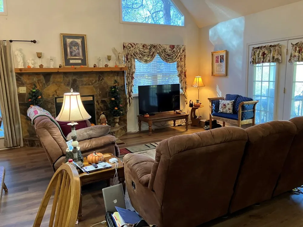 121 White Oak Drive Warne, NC 28909