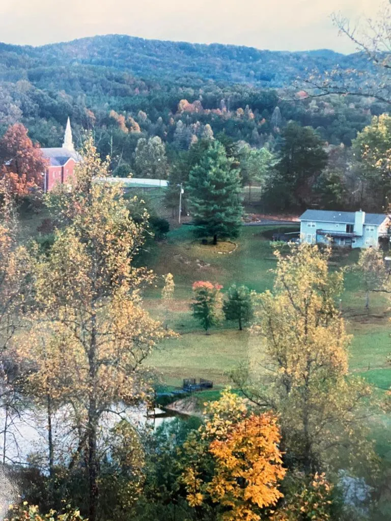121 White Oak Drive Warne, NC 28909
