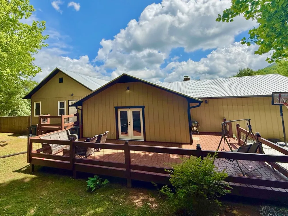 876 Gibson Hill Road Hiawassee, GA 30546