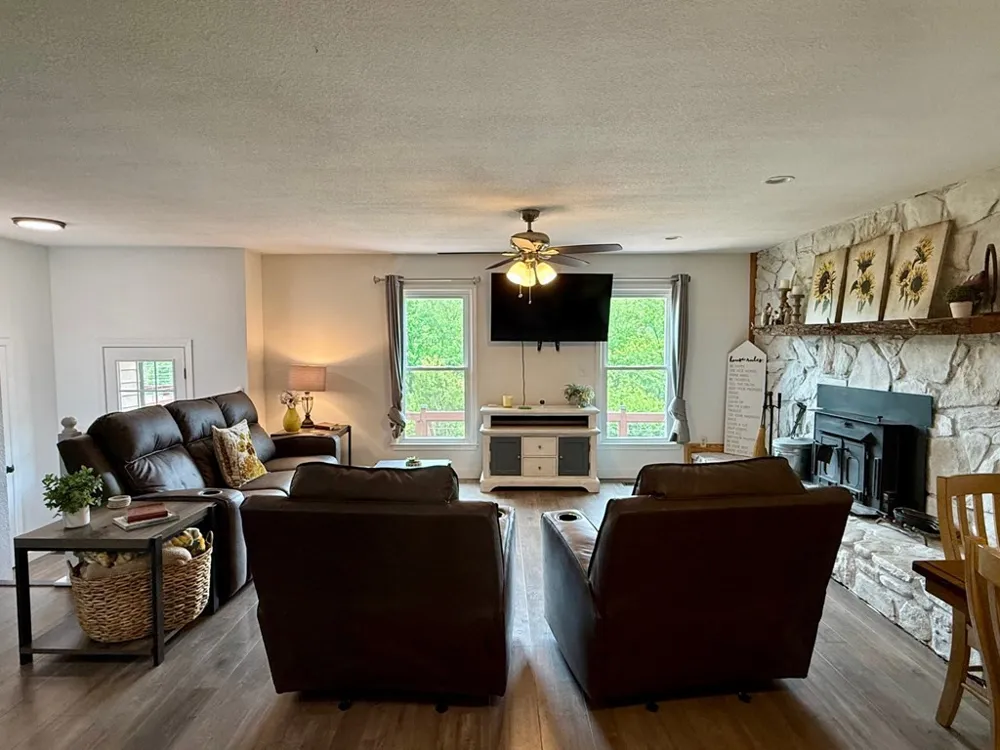 876 Gibson Hill Road Hiawassee, GA 30546