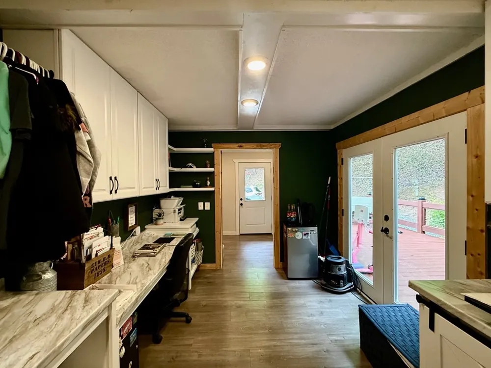 876 Gibson Hill Road Hiawassee, GA 30546