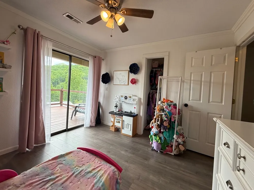 876 Gibson Hill Road Hiawassee, GA 30546