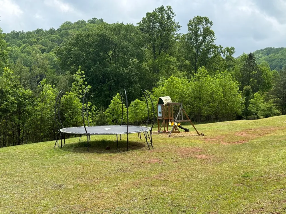 876 Gibson Hill Road Hiawassee, GA 30546