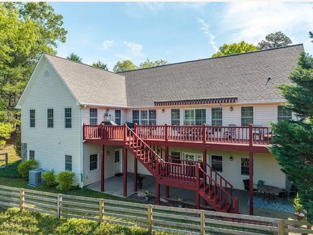 178 Windy Valley Lane Blue Ridge, GA 30513