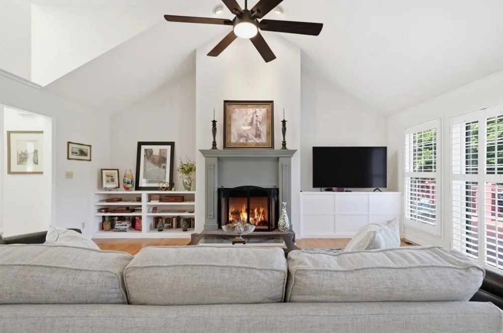 178 Windy Valley Lane Blue Ridge, GA 30513