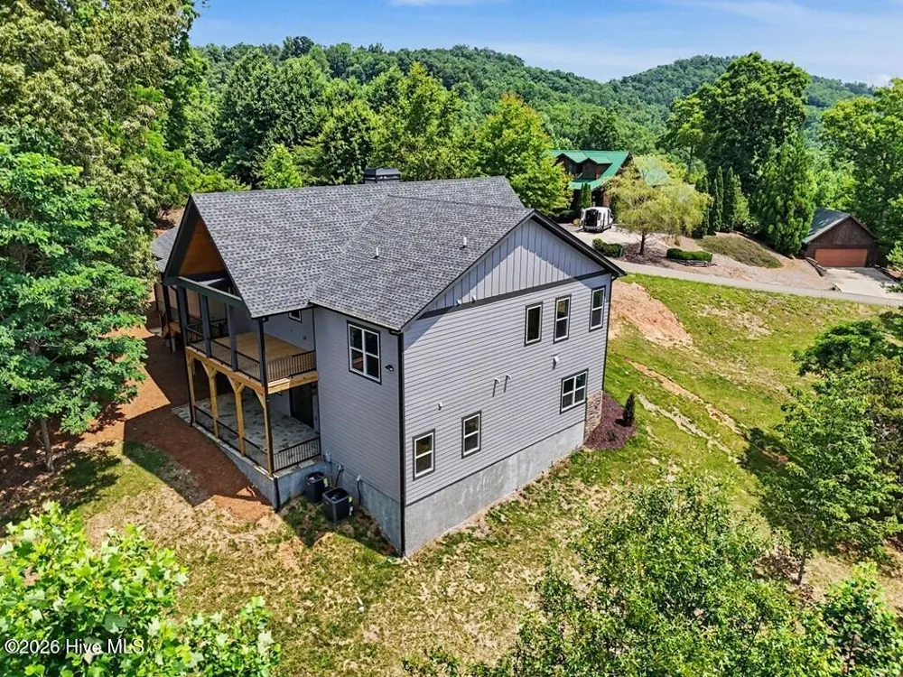 383 Rustic Barn Trail Morganton, GA 30560